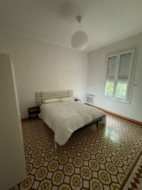 Location
T3 meublé en plein centre (loyer tout inclus)