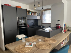 
                                                                                        Location
                                                                                         T3 meublé Lyon Confluence