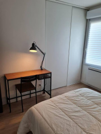 
                                                                                        Location
                                                                                         T3 meublé, refait à neuf proche remparts.