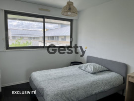 
                                                                                        Location
                                                                                         T3 meublé Rennes proche Lices