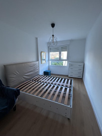 
                                                                                        Location
                                                                                         T3 meublé secteur Prado