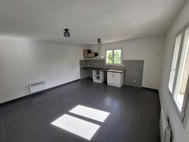 
                                                                                        Location
                                                                                         T3 PESSAC MAGONTY