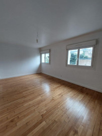 
                                                                                        Location
                                                                                         T3 petite copropriété calme