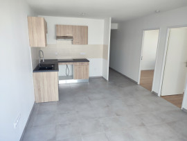 
                                                                                        Location
                                                                                         T3 PINEL