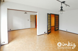 
                                                                                        Vente
                                                                                         T3 possible T4 de 80m² avec balcon