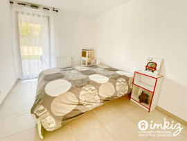 
                                                                                        Vente
                                                                                         T3 récent avec extérieur de 71m2