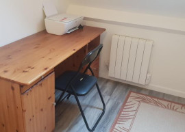 
                                                                                        Location
                                                                                         T3 situé au dernier étage d'une maison à louer