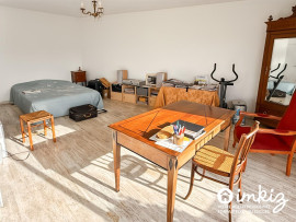 
                                                                                        Vente
                                                                                         T3  spacieux,   vue dégagée  8ième-9ième
