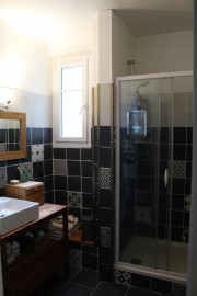 
                                                                                        Location
                                                                                         T3 traversant au bord de l'Erdre