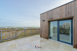 
                                                                                        Vente
                                                                                         T4 avec grande terrasse 35m2 – Dernier étage