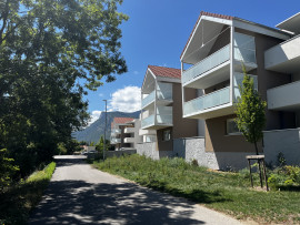 
                                                                                        Vente
                                                                                         T4 avec terrasse à Claix - Idéal famille