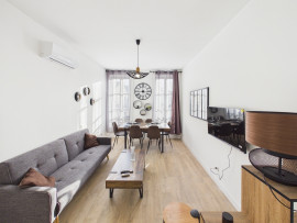 
                                                                                        Location
                                                                                         T4 avenue des Chartreux