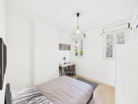 
                                                                                        Location
                                                                                         T4 avenue des Chartreux