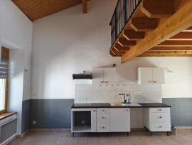 
                                                                                        Location
                                                                                         T4 bis centre ville Tain l'Hermitage