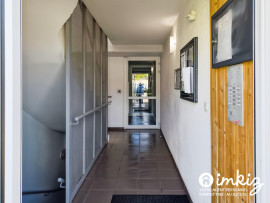 
                                                                                        Vente
                                                                                         T4 EN DERNIER ÉTAGE AVEC TERRASSE, VUE DÉGAGÉE