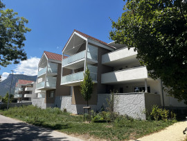 Vente
T4 lumineux et moderne avec vue dégagée à Claix