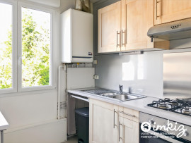 
                                                                                        Vente
                                                                                         T4 lumineux rénové avec vue sur la Cathédrale !