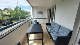 
                                                                                        Location
                                                                                         T4 meuble au 1er étage avec ascenseur