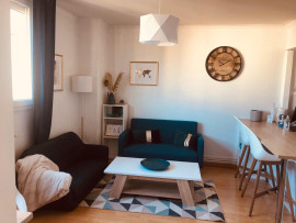 
                                                                                        Location
                                                                                         T4 meublé idéal colocation