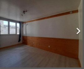 
                                                                                        Location
                                                                                         T4 type loft 90 m2 + GARAGE idéal colocation