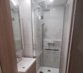 
                                                                                        Location
                                                                                         T5 de 80m2 à Grenoble