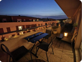 
                                                                                        Location
                                                                                         T5 sur toit avec terrasse sur le ciel de Massy