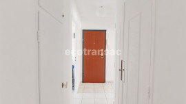 Vente
TASSIN-LA-DEMI-LUNE – 56 m² T3 avec balcons - rez de chaussée surélevé - cave - Entièrement rénové - Emplacement stratégique