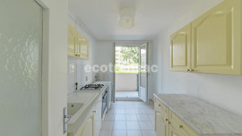 Vente
TASSIN-LA-DEMI-LUNE – 56 m² T3 avec balcons - rez de chaussée surélevé - cave - Entièrement rénové - Emplacement stratégique