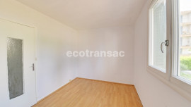 Vente
TASSIN-LA-DEMI-LUNE – 56 m² T3 avec balcons - rez de chaussée surélevé - cave - Entièrement rénové - Emplacement stratégique