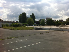 
                                                                                        Vente
                                                                                         Terrain de 7 000 m² à vendre à 1h de Paris -Oise