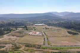 
                                                                                        Vente
                                                                                         Terrain industriel et tertiaire à vendre entre Lodève et Montpellier / Sud de France