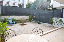 
                                                                                        Vente
                                                                                         Terrasse du cabot