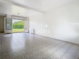 
                                                                                        Vente
                                                                                         TESSY-BOCAGE, Maison 3 chambres avec vie de plain pied