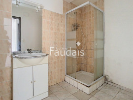 
                                                                                        Vente
                                                                                         TESSY-BOCAGE, Maison 3 chambres avec vie de plain pied
