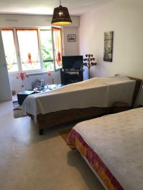 
                                                                                        Location
                                                                                         THIONVILLE Studio meublé SDB neuve