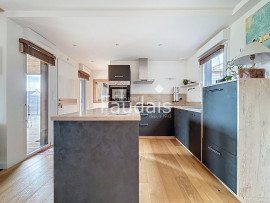 
                                                                                        Vente
                                                                                         TORIGNY LES VILLES, Maison récente avec vie de plain-pied de