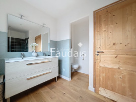 
                                                                                        Vente
                                                                                         TORIGNY LES VILLES, Maison récente avec vie de plain-pied de