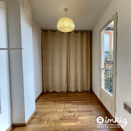 
                                                                                        Vente
                                                                                         Toulouse-Les Carmes - T2/3 rénové sur cour privée