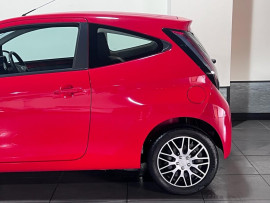 
                                                                                        Voiture
                                                                                         Toyota Aygo 1.0 VVT-i x-play Hatchback 3dr Petrol Manual Euro 6 (68 ps)