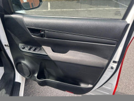 
                                                                                        Voiture
                                                                                         Toyota Hi-Lux 2.4 D-4D Active Pickup Double Cab 4dr Diesel Manual 4WD Euro 6 (3.5t) (150 ps)