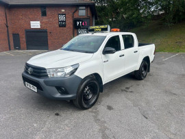 
                                                                                        Voiture
                                                                                         Toyota Hi-Lux 2.4 D-4D Active Pickup Double Cab 4dr Diesel Manual 4WD Euro 6 (3.5t) (150 ps)