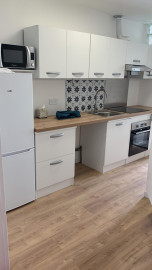 Location
Très beau 2 pièces de 35 m2 (loyer tout inclus)
