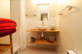 
                                                                                        Location
                                                                                         Très beau 2 pièces. Montmartre/Abbesses