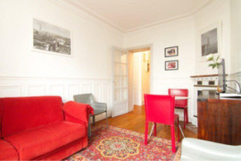 
                                                                                        Location
                                                                                         Très beau 2 pièces. Montmartre/Abbesses