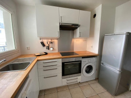 
                                                                                        Location
                                                                                         Tres beau 2P -2' RER A