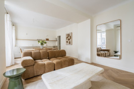 
                                                                                        Location
                                                                                         Magnifique 3 pièces meublé à Paris 9