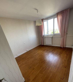 
                                                                                        Location
                                                                                         Très beau 3P 65m² avec balcon sans vis à vis