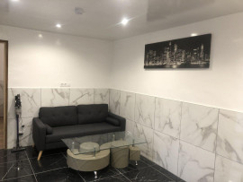
                                                                                        Location
                                                                                         Très beau F3 meublé 40 m2 à Vitry possible coloc