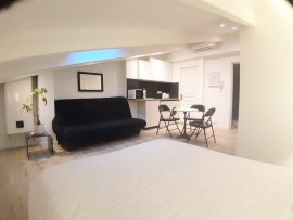 
                                                                                        Location
                                                                                         Très beau studio 17m² carré d’or de Nice