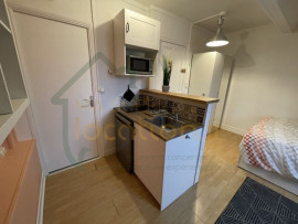 Location
TRES BEAU STUDIO MEUBLE PLEIN CENTRE VILLE